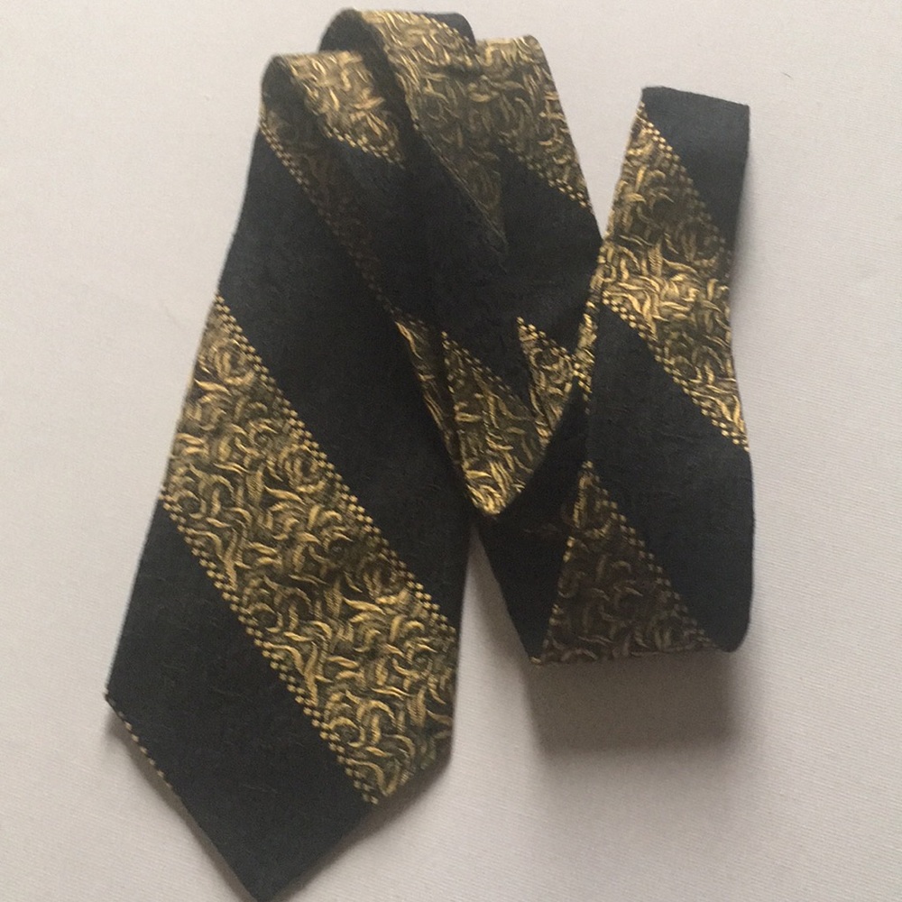 Vintage Tie Patterned Men’s Black Gold Collector Item